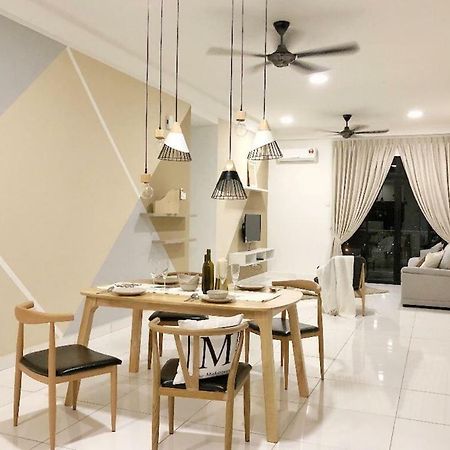 Johor Bahru Paradigm Leplatino Homestay Eksteriør billede